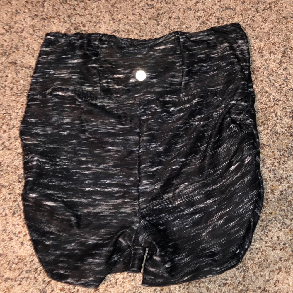 Shorts - Picture 2 of 4